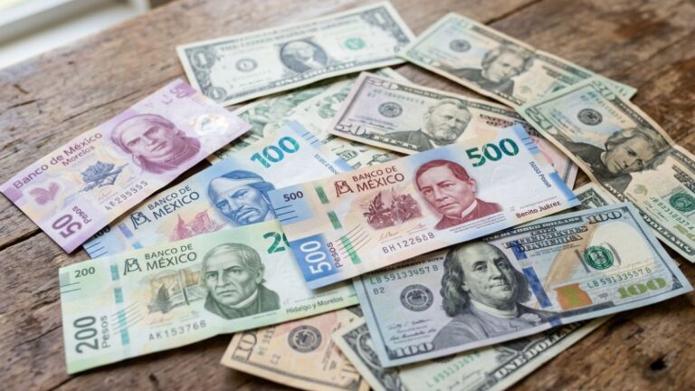 Tipo de Cambio en México: El Dólar Hoy Impacta al Peso Mexicano, Superando los 17.30