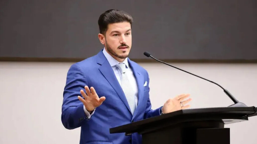 Samuel García rechaza Ley de Delitos Electorales con 183 observaciones en Nuevo León