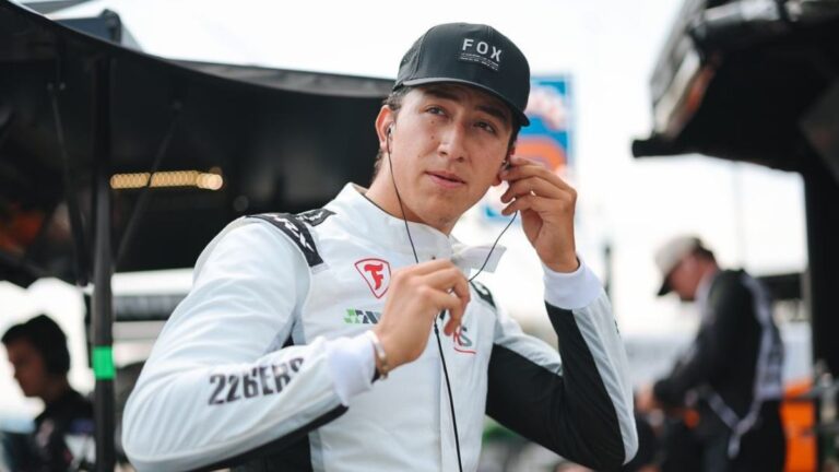 Ricardo Escotto: El Piloto Mexicano se Une a AIX Racing en su Camino a la Fórmula 1