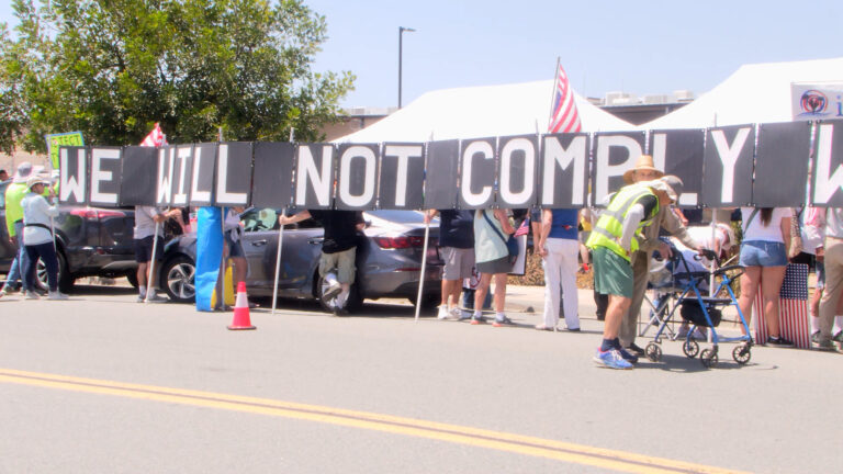 Protesta en el Centro de Detención de Otay Mesa: vigilia comunitaria en San Diego pide su cierre