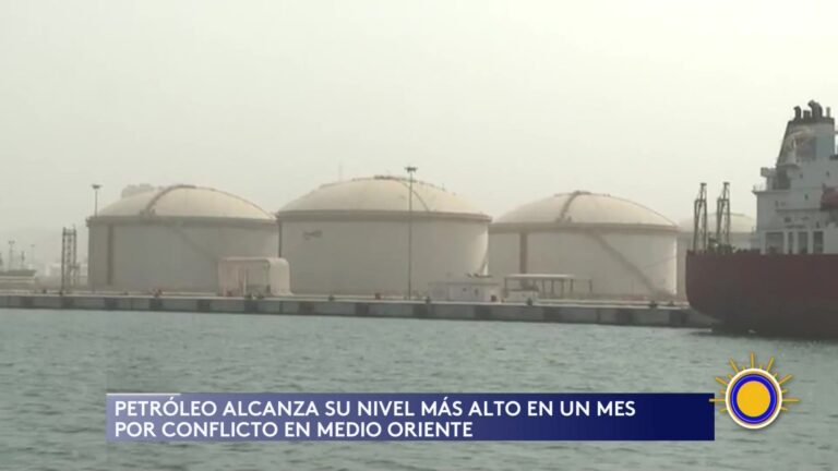 Precio del petróleo alcanza máximo por tensiones en Medio Oriente y preocupa al mercado global