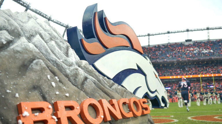 Boletos a mitad de precio de los Denver Broncos para la temporada 2026: fechas, precios y reglas