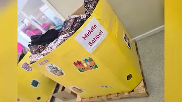 Mochilas gratuitas y útiles escolares ayudan a cientos de estudiantes en Watsonville