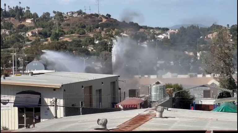 Escondido fortalece su código de incendios para instalaciones de baterías y refuerza la seguridad