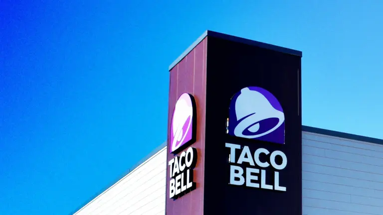 Brote de Cyclospora vinculado a lechuga contaminada: mujer de Kansas demandará a Taco Bell