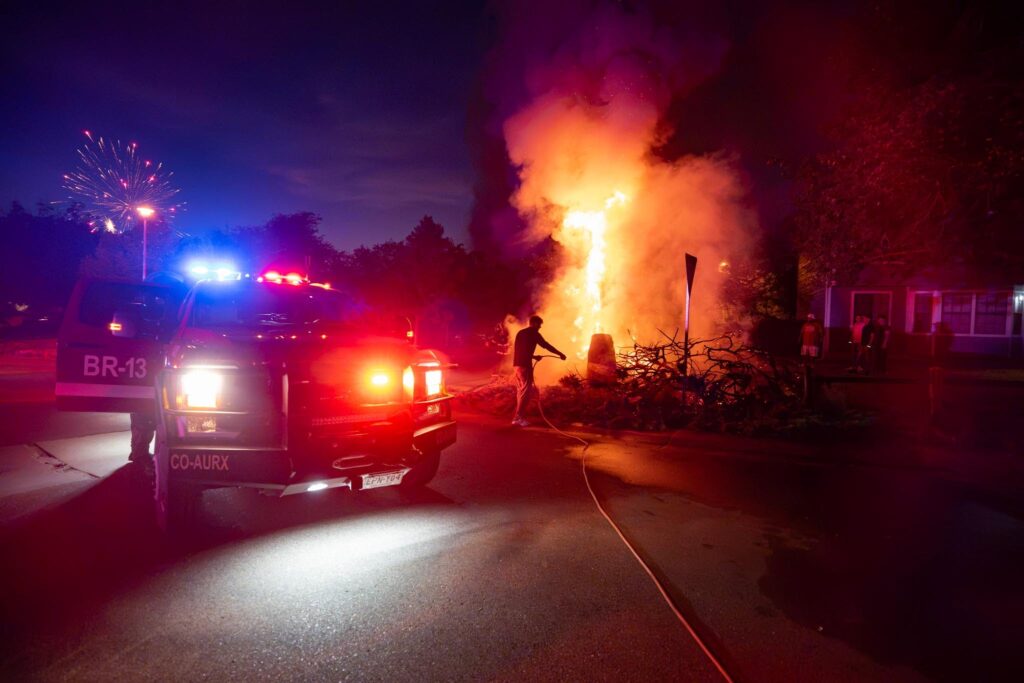 Incendios por fuegos artificiales en Aurora dejaron 26 emergencias durante el 4 de Julio