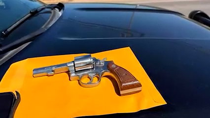 Dos arrestados en Salinas tras operativos por drogas y arma robada