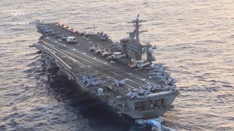 Crece preocupación por la salud de tripulación del USS Abraham Lincoln tras 8 meses en Medio Oriente