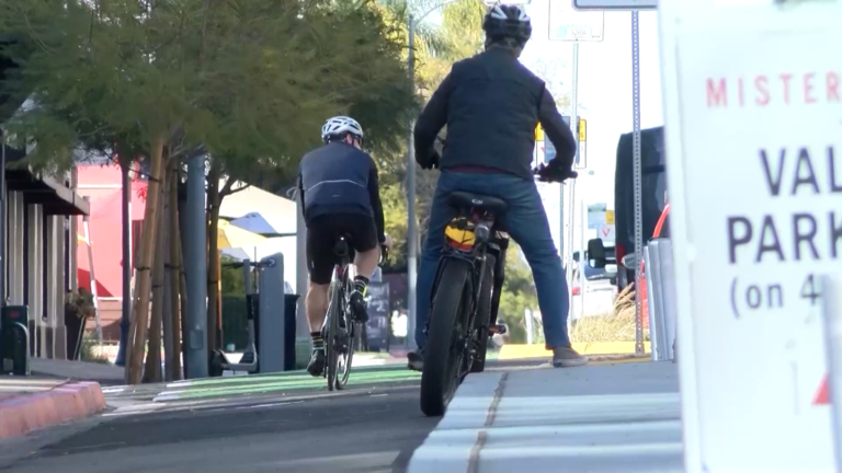 Entran en vigor nuevas reglas para bicicletas eléctricas en San Diego