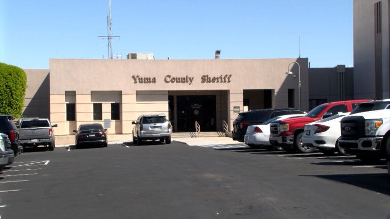 Arrestan a hombre de 52 años por asesinato de adolescente de 15 años en Yuma