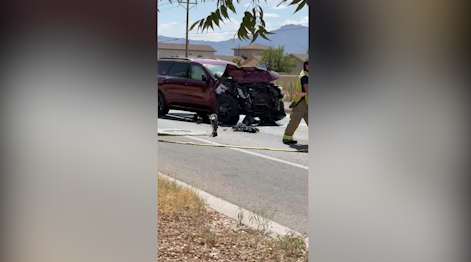 Vehículo se estrella contra pipa en el noreste de El Paso; hay personas heridas
