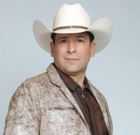 Bobby Pulido denuncia “censura política” tras cierre de su cuenta de TikTok