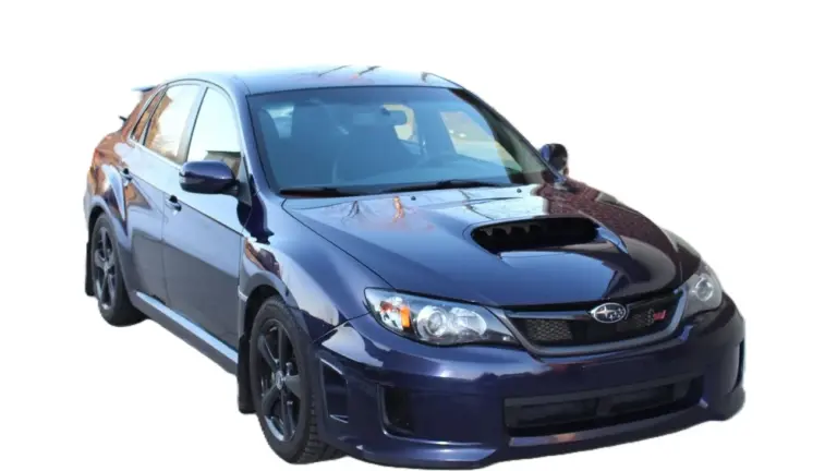 Atropello deja a ciclista eléctrico gravemente herido y policía busca un Subaru azul en Denver