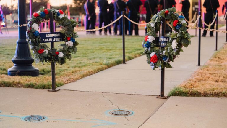 Policía de Odessa conmemora el aniversario 19 luctuoso de dos oficiales caídos en servicio