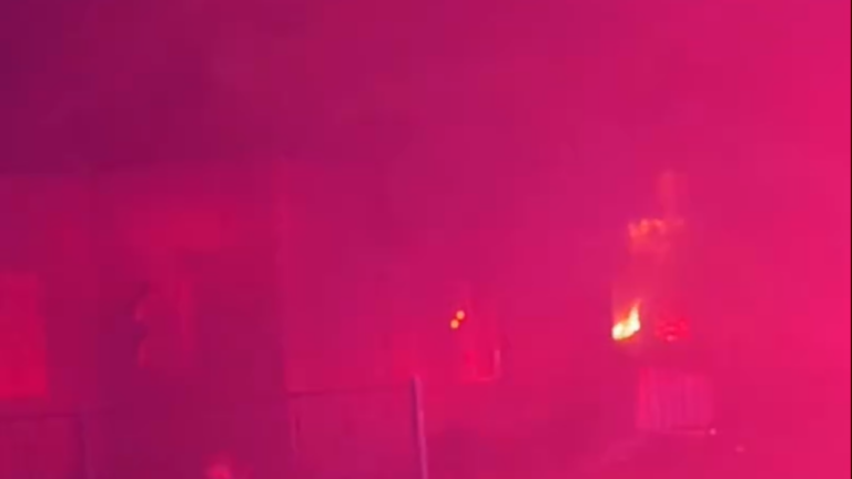 Albuquerque: Incendio accidental provoca daños en una vivienda abandonada en el noreste de la ciudad