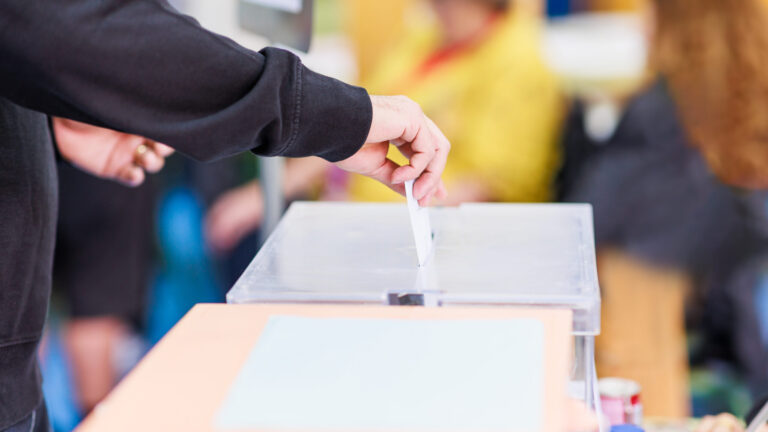 California inicia cuenta regresiva para las elecciones del 3 de noviembre