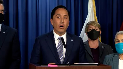 Todd Gloria respalda resolución contra la islamofobia en San Diego