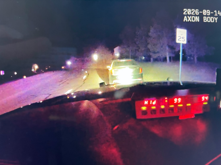 Exceso de velocidad: adolescente es detectado a 99 mph y dice que quería llegar a casa a tiempo
