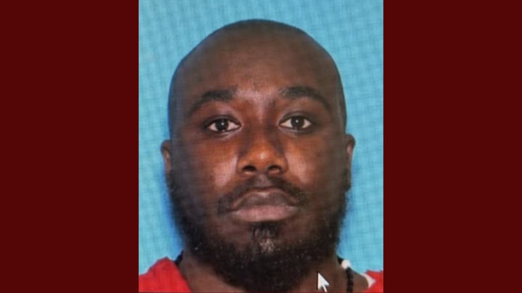 Buscan a sospechoso de homicidio con orden de arresto en Albuquerque
