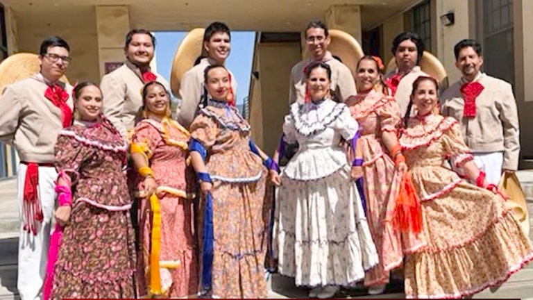 Esperanza del Valle celebra 46 años con “Tarimas y Tradiciones”