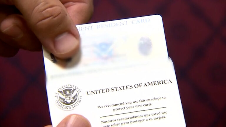 Nueva regla de carga pública entra en vigor y cambia evaluación para algunos inmigrantes