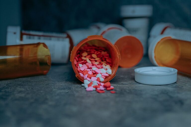 Medicamentos robados a pacientes llevan a exempleada de Intermountain Health a prisión