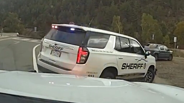 VIDEO: Tres detenidos por dos presuntos secuestros en Clear Creek