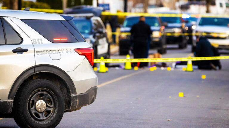 Muere sospechoso de homicidio tras horas de enfrentamiento con agentes en Placer County