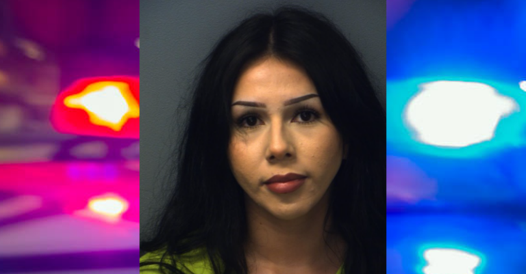 Le habría marcado 86 veces a su expareja: Mujer de 22 años es arrestada por presunto acoso en Horizon City