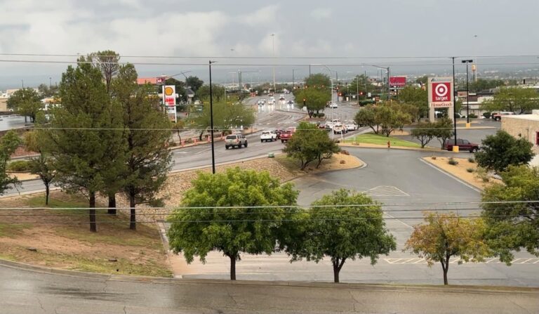 Emite Las Cruces alerta por lluvias y recomendaciones viales tras precipitaciones