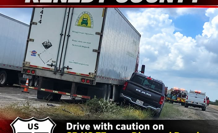 Precaución por accidente y derrame de diésel en US 77 en el condado de Kenedy