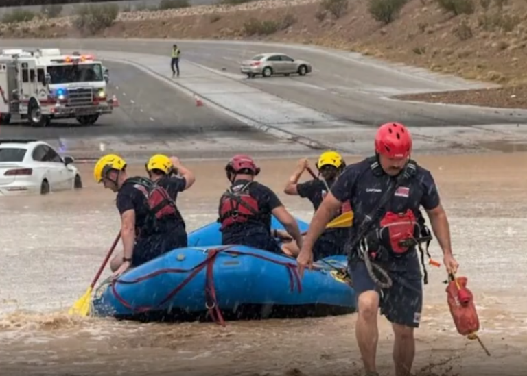 Lluvias intensas: 2 mil usuarios sin luz e inundaciones paralizan sectores del valle de Las Vegas