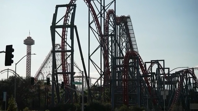 Six Flags cerrará para siempre su famosa montaña rusa X2 tras reportes de lesiones