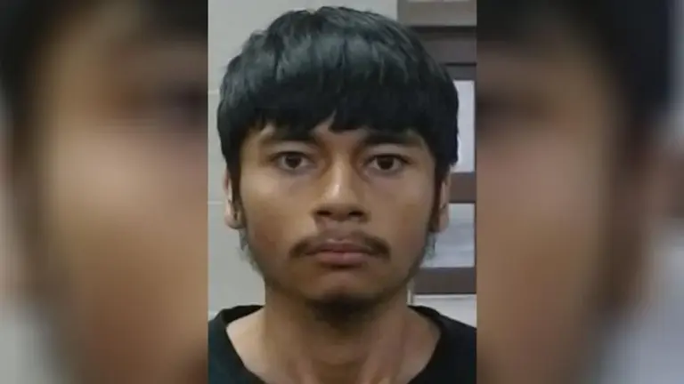 Hombre de Wichita enfrenta cargo de asesinato capital por muerte de sus padres y hermana