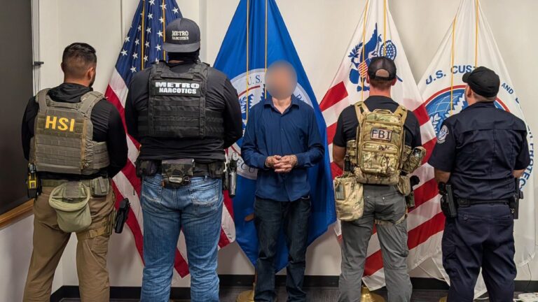 Presentan cargos federales contra cinco personas por red de narcotráfico dirigida desde una cárcel en Ciudad Juárez