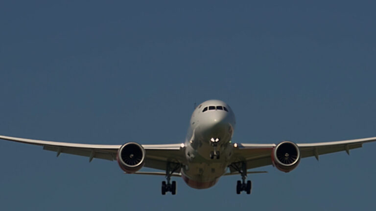 Vientos de Santa Ana provocan demoras en vuelos del Aeropuerto de San Diego