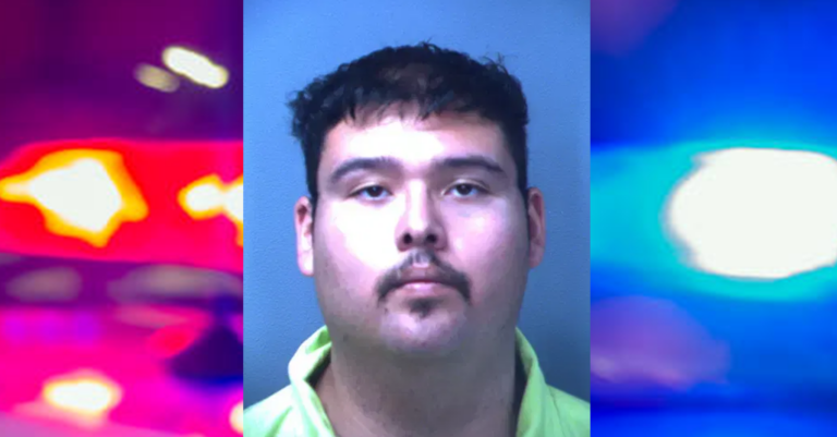 Arrestan a bombero de el condado de El Paso por presunto asalto sexual a menor que conoció en internet