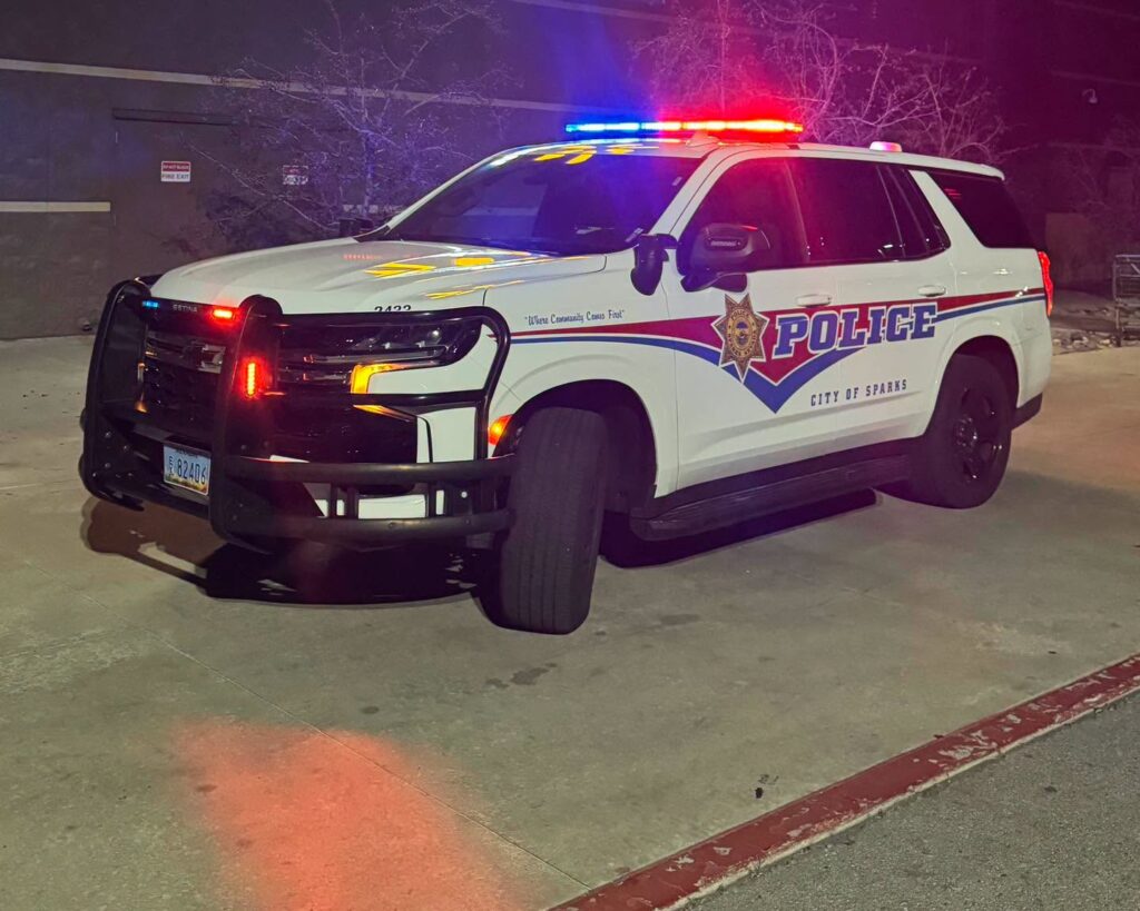 Detenido: hombre de 46 años enfrenta 10 cargos por ola de robos en tiendas de Nevada